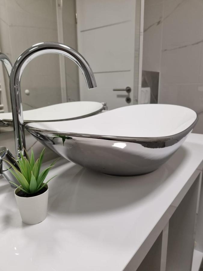 Apartman Simic Daire Ösek Dış mekan fotoğraf